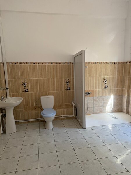 Catelu, Autostrada Soarelui,