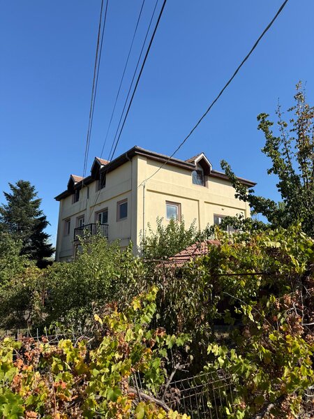 Catelu, Autostrada Soarelui,